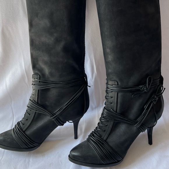 Authentic Givenchy black leather boots. New without tags. - Picture 6 of 6